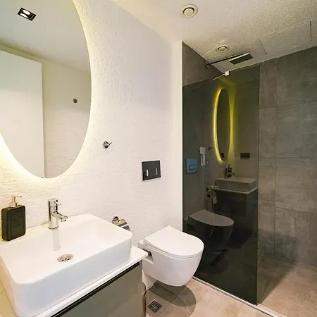 The Ni Akyarlar - וילה