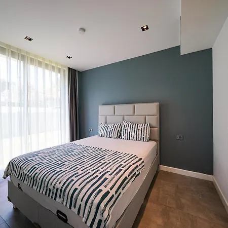 The Ni Akyarlar - ボドルム