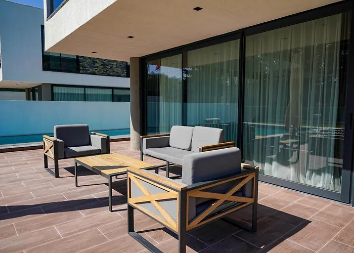 Vila The Ni Akyarlar - *